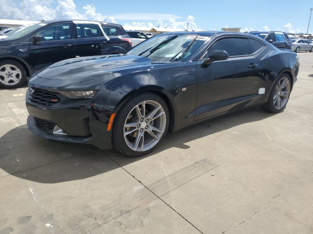 Chevrolet Camaro, LS